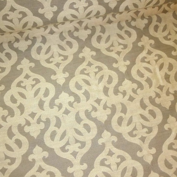 Aristocrat Multiuse Home Decor Damask Fabric - Picture 1 of 8